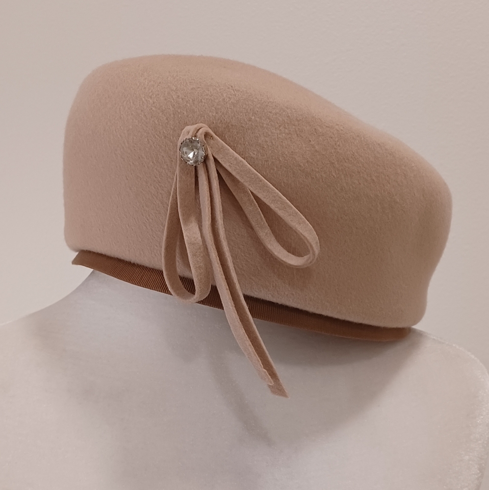 Vintage Wool Glenover Henry Pollack Beret With A Bow And Rhinestone